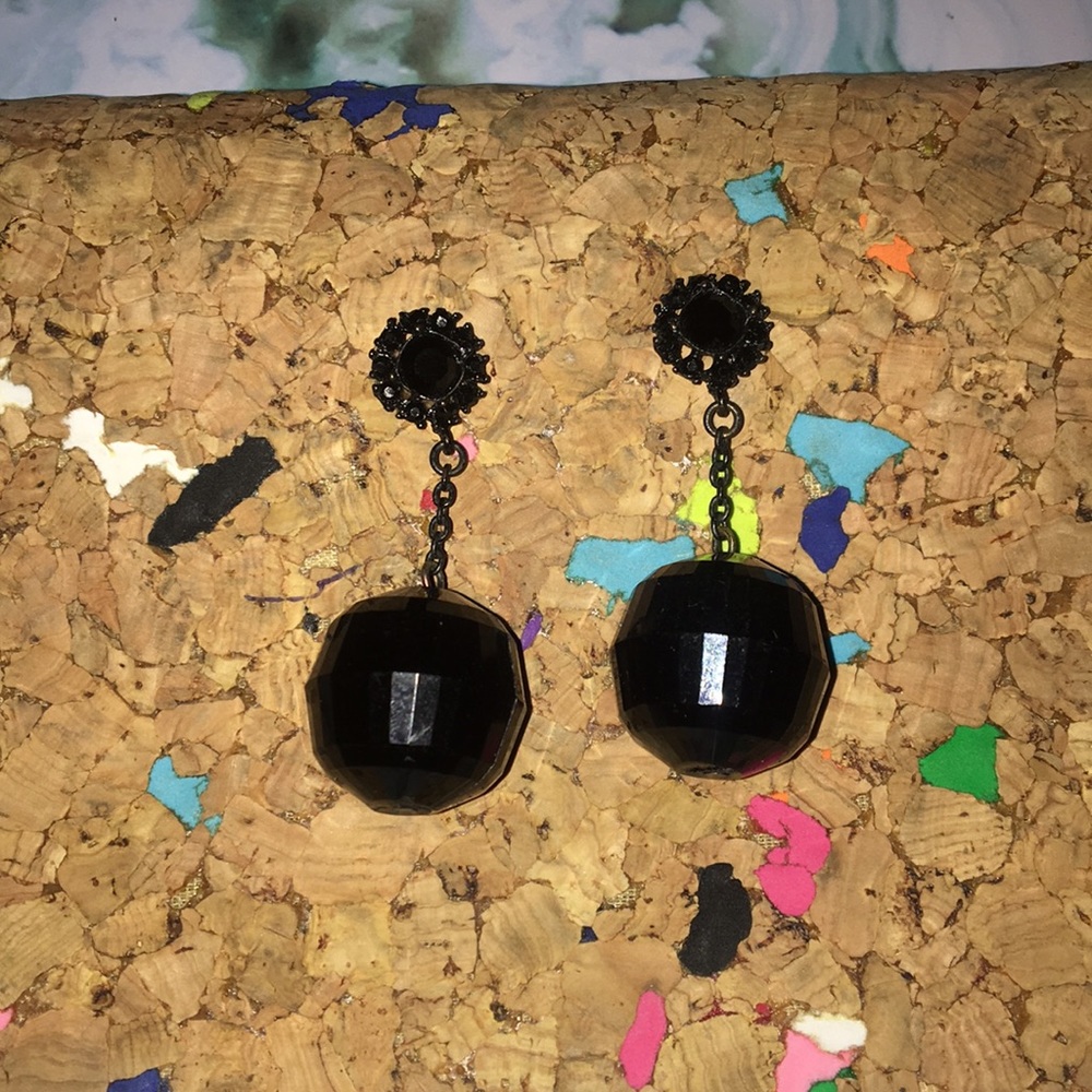 Black Faceted Stones Drop Studs